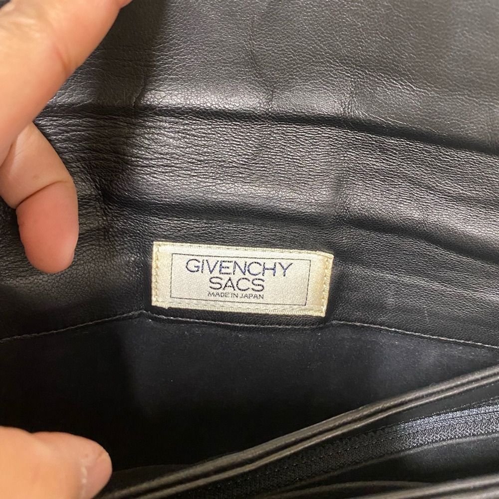 Purses - Picture 16 of 16